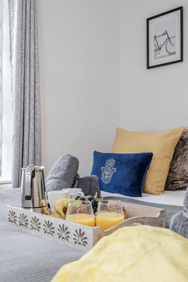 Stunning 2-Bed Apt - Free Parking - Camden - Central - Zoo - Shop - Events London Exterior photo