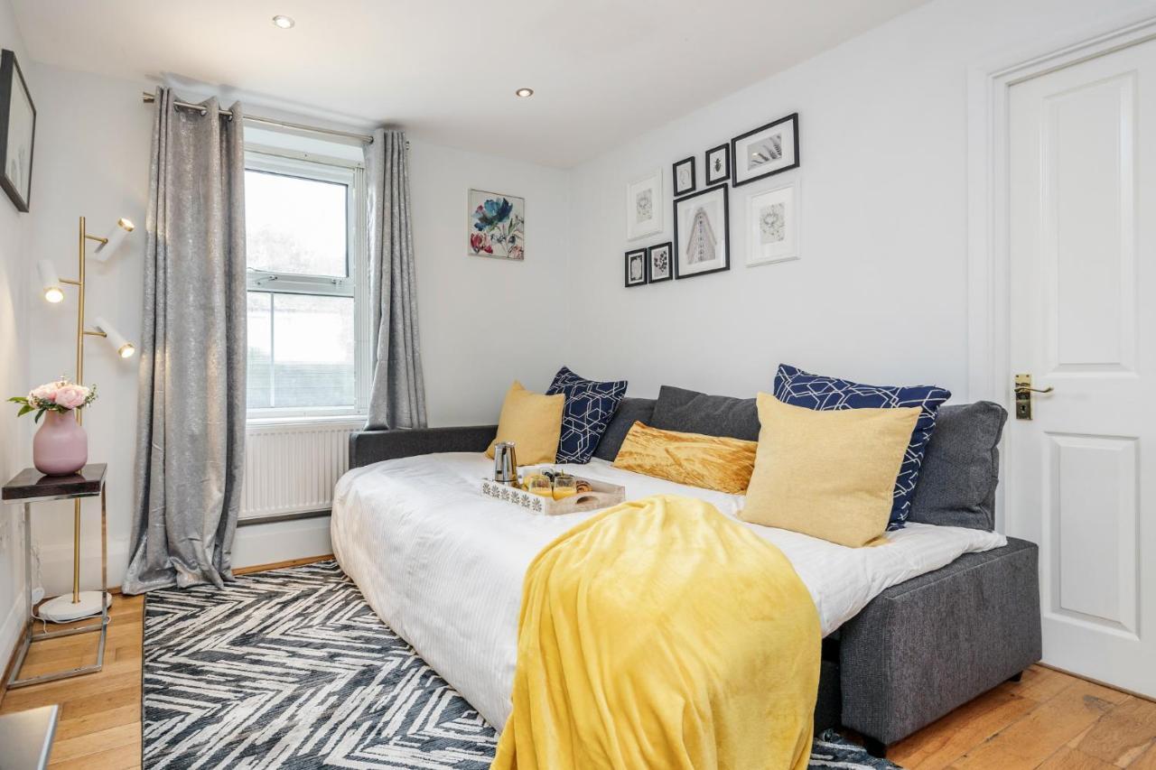 Stunning 2-Bed Apt - Free Parking - Camden - Central - Zoo - Shop - Events London Exterior photo